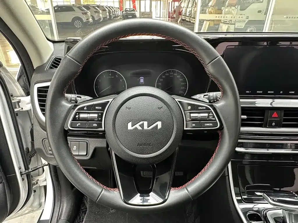 Kia KX3 2021 из CN, фото 10