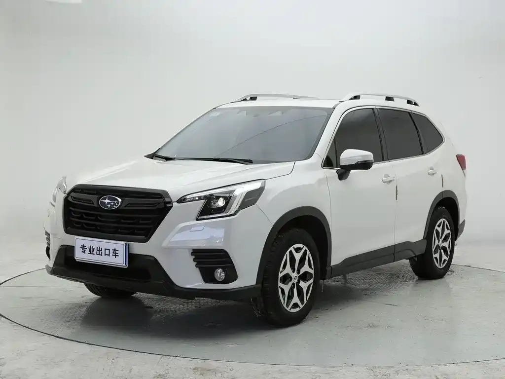 Subaru Forester — фото 1