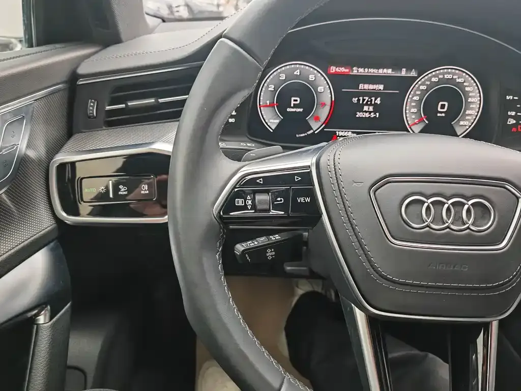 Audi A6L — фото 2
