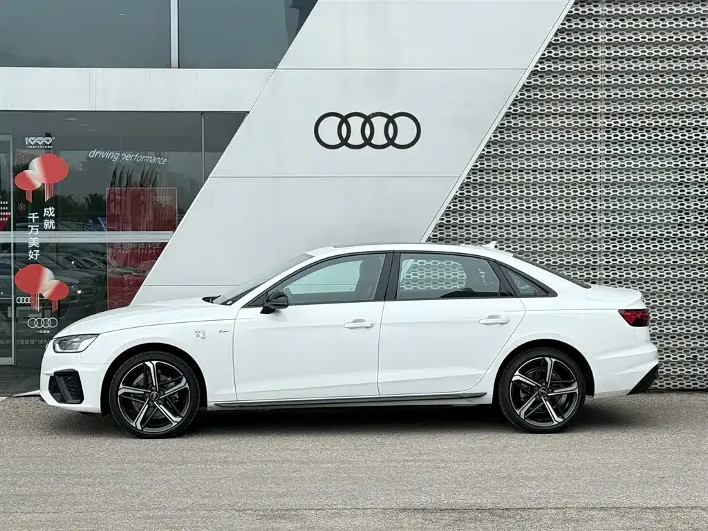 Audi A4L — фото 8