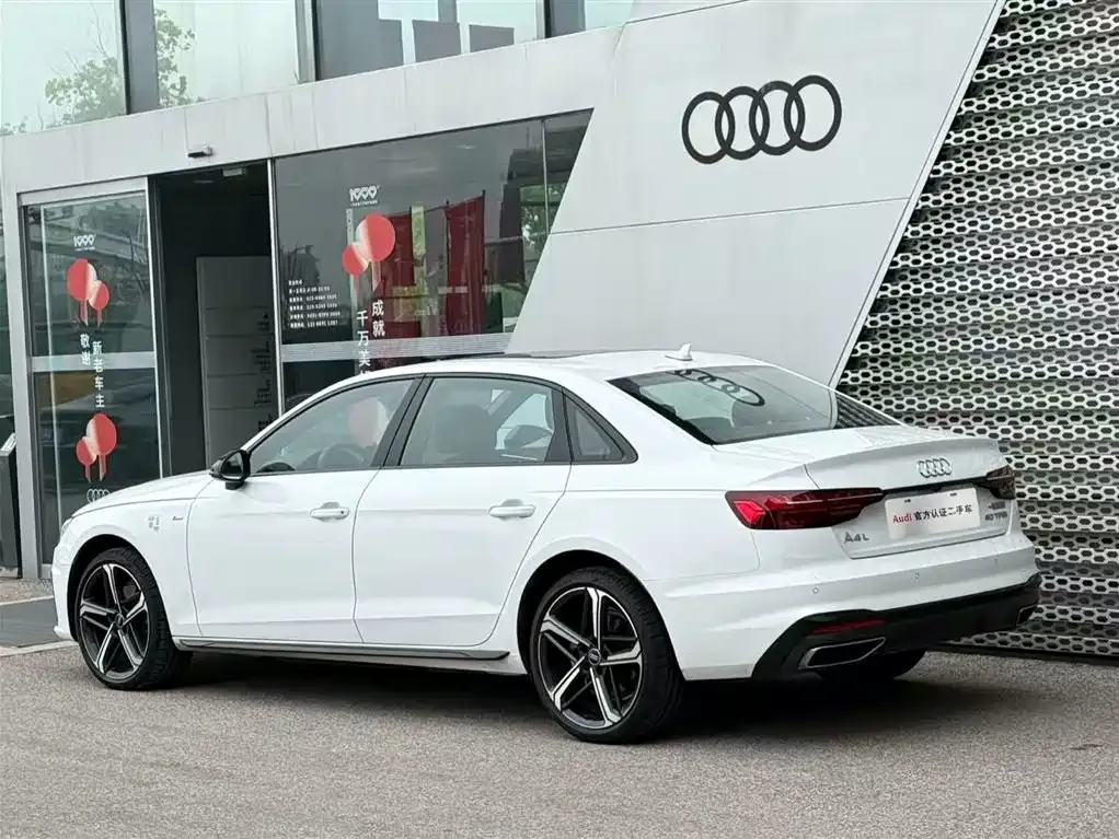 Audi A4L — фото 4