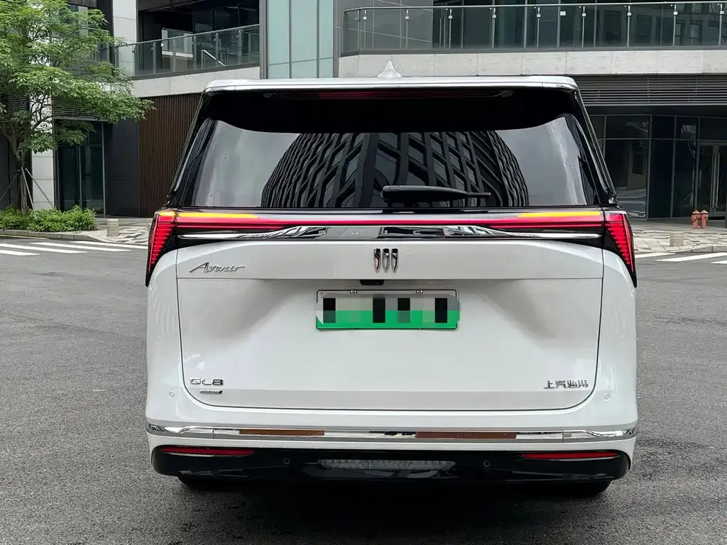 Buick GL8 Hybrid — фото 7