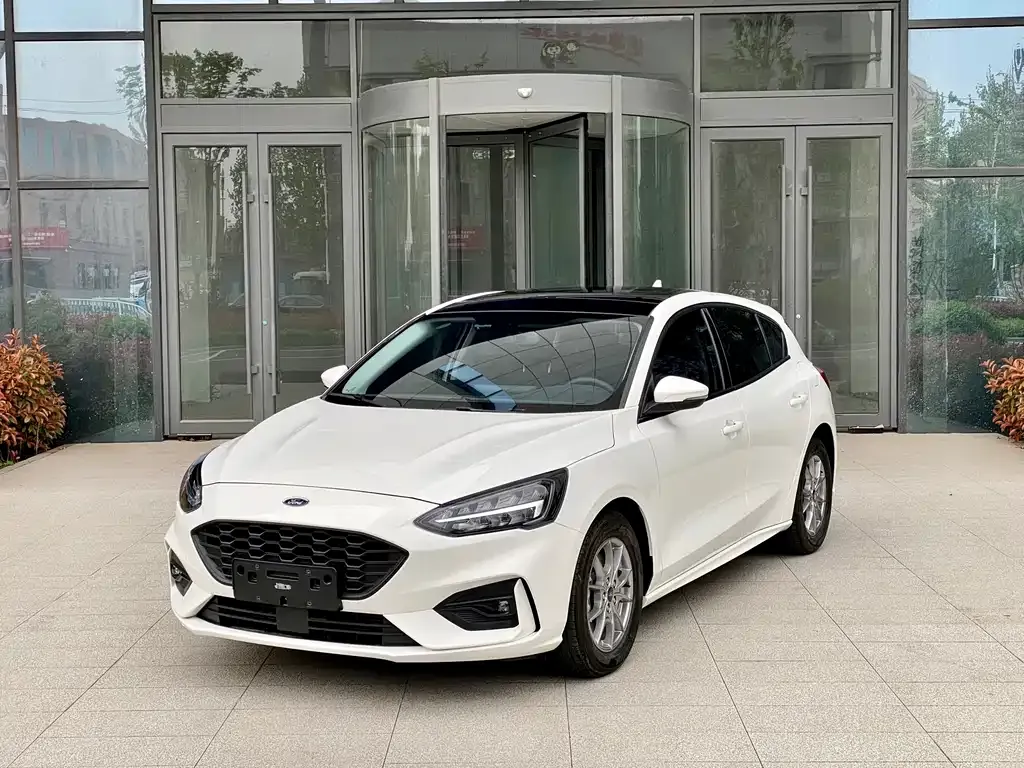 Ford Focus 2022 из CN, фото 1