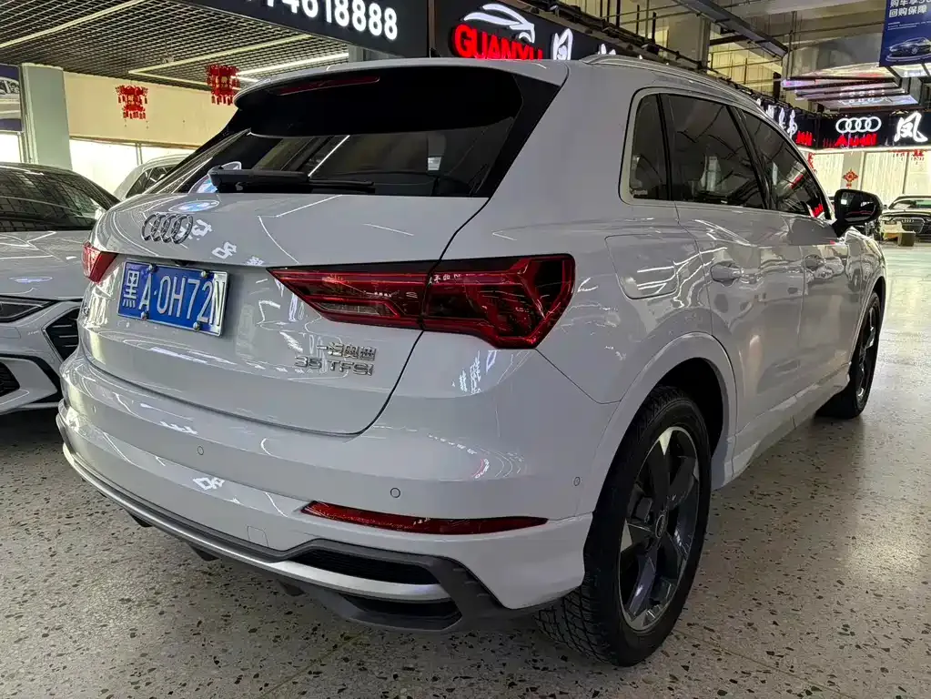 Audi Q3 — фото 4
