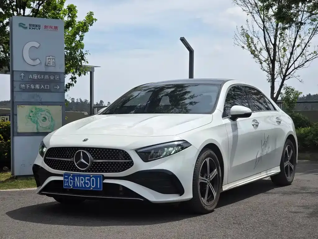 Mercedes-Benz A-Class — фото 1