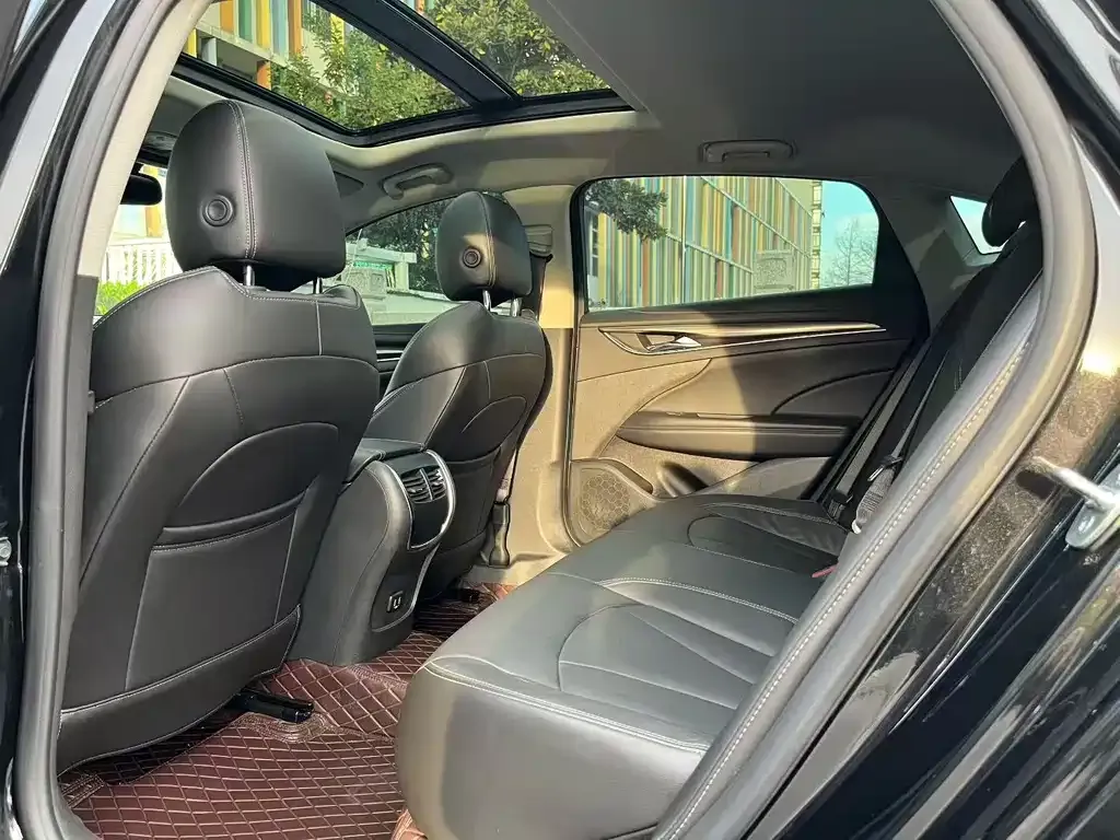 Buick LaCrosse 2023 из CN, фото 8