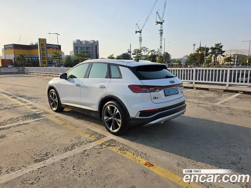 Audi Q4 e-tron 2023 из KR, фото 3
