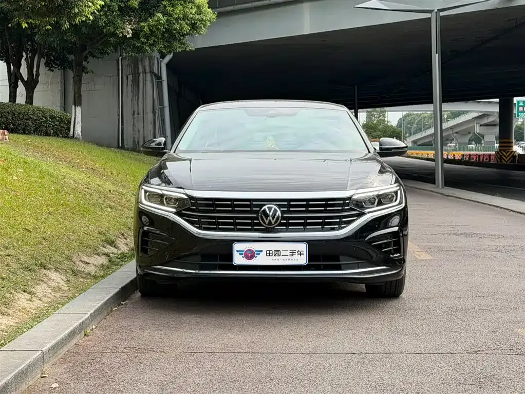 Volkswagen Passat — фото 9