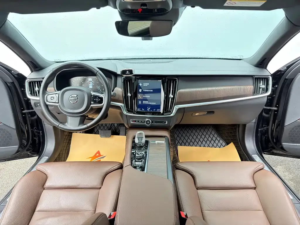 Volvo S90 — фото 6