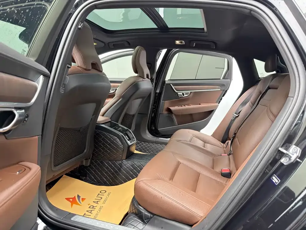 Volvo S90 — фото 10