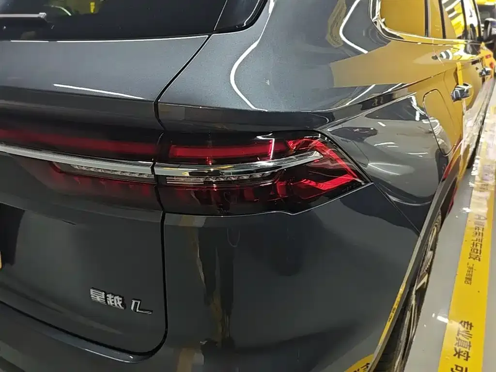 Geely Xingyue L — фото 3