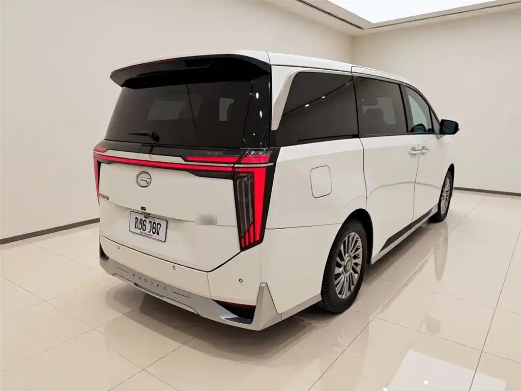 GAC Motor Trumpchi M8 — фото 9