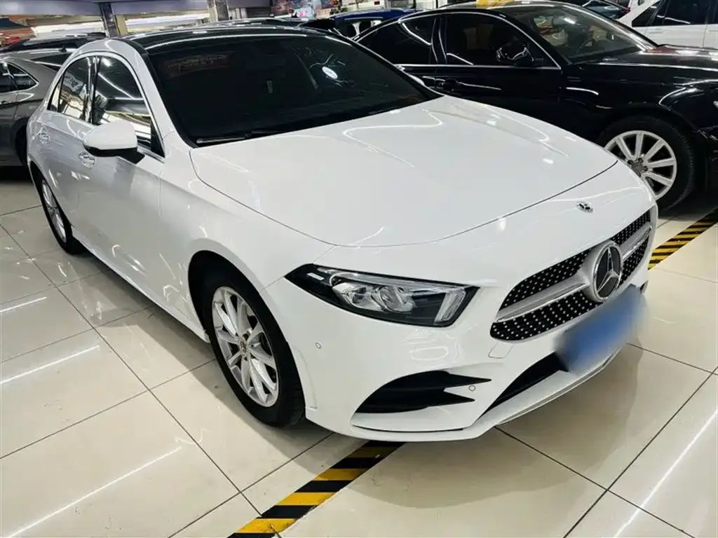 Mercedes-Benz A-Class — фото 10