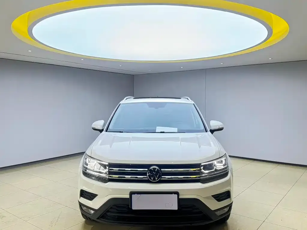 Volkswagen Tharu — фото 8