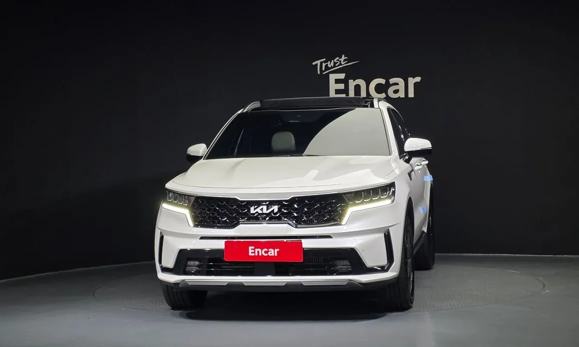 Kia Sorento — фото 7