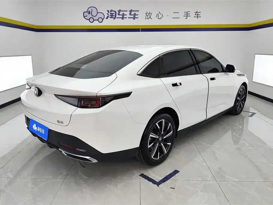 Changan Eado 2024 из CN, фото 9