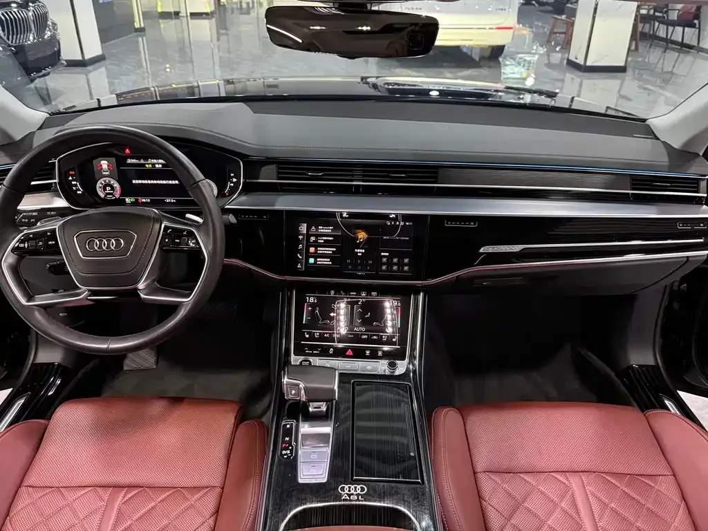 Audi A8 — фото 8