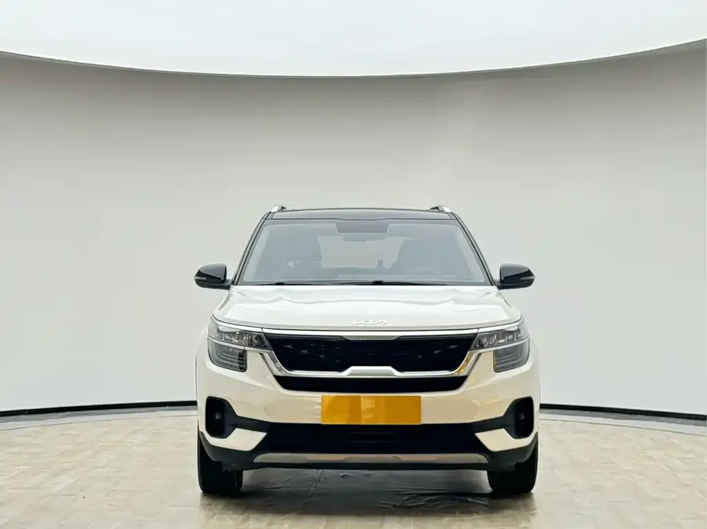 Kia KX3 2022 из CN, фото 2