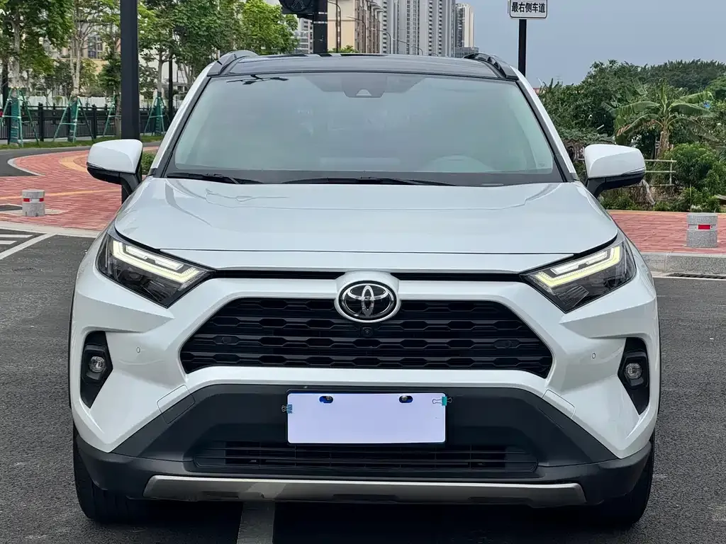 Toyota RAV4 2024 из CN, фото 10