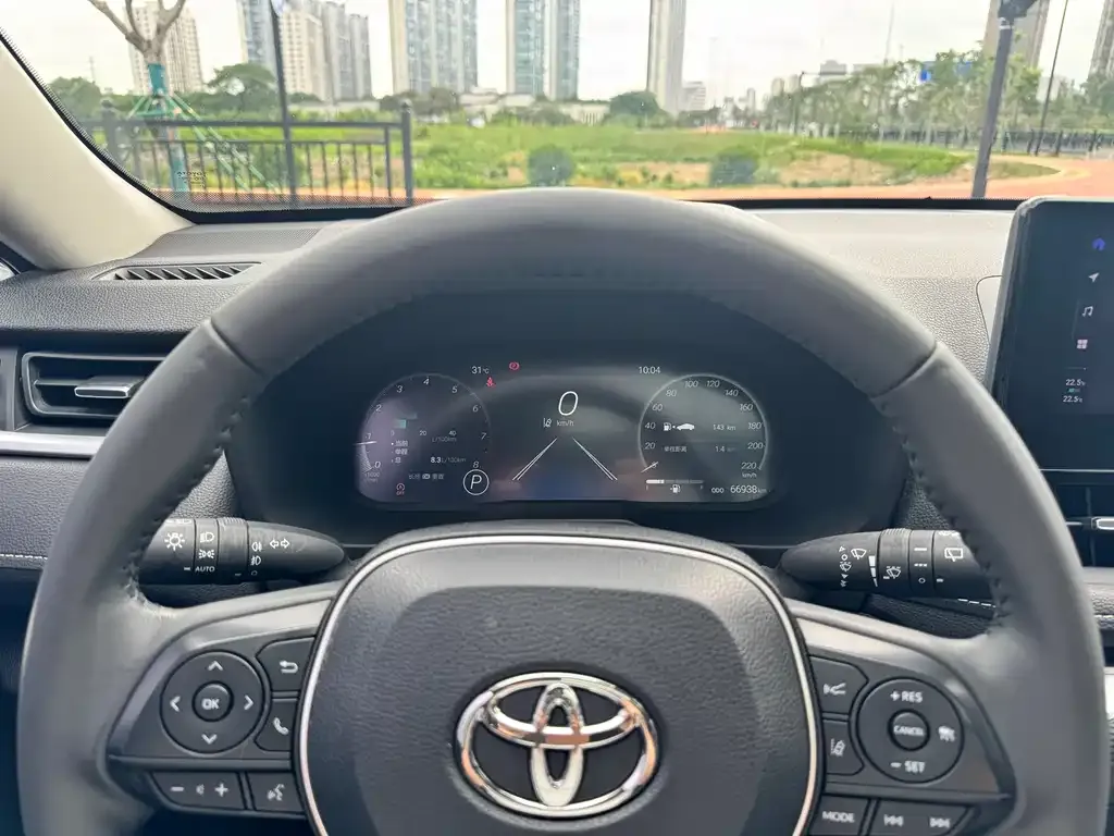 Toyota RAV4 2024 из CN, фото 2