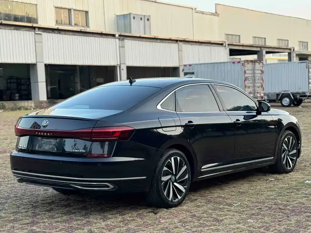 Volkswagen Passat 2022 из CN, фото 5