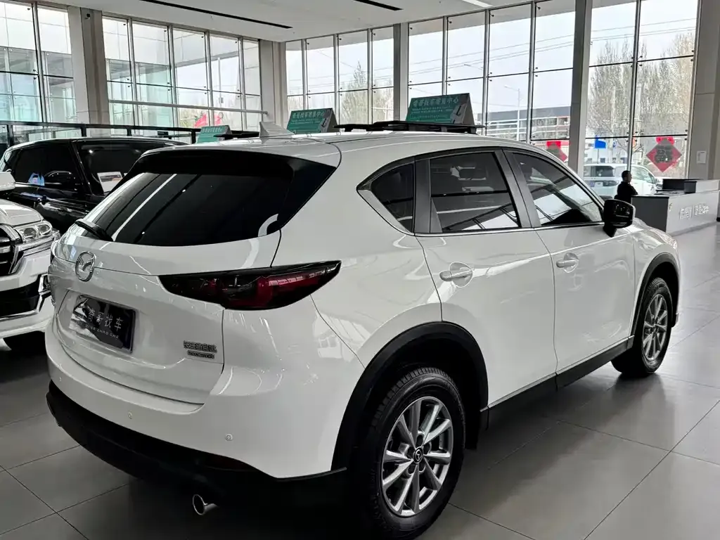 Mazda CX-5 — фото 6
