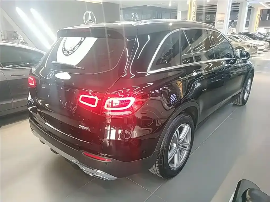 Mercedes-Benz GLC — фото 10