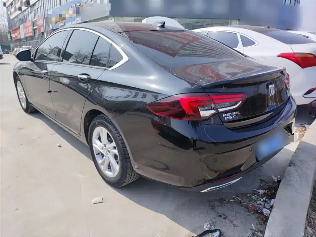 Buick Regal — фото 10