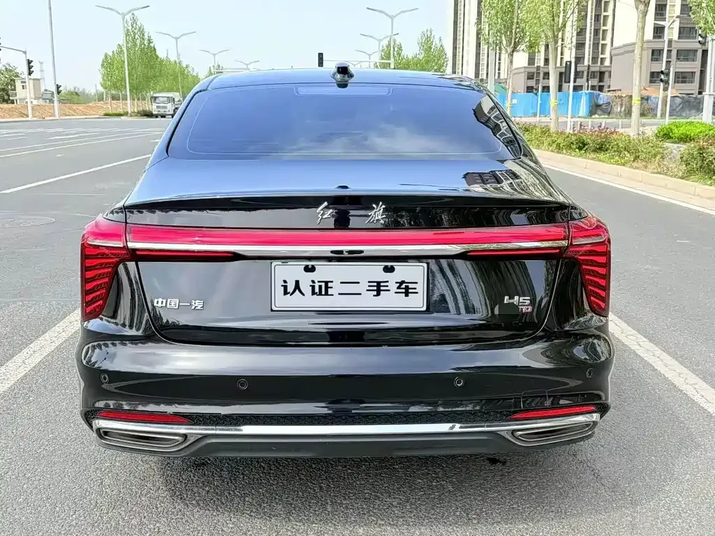 Hongqi H5 — фото 8