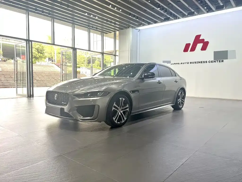 Jaguar XEL