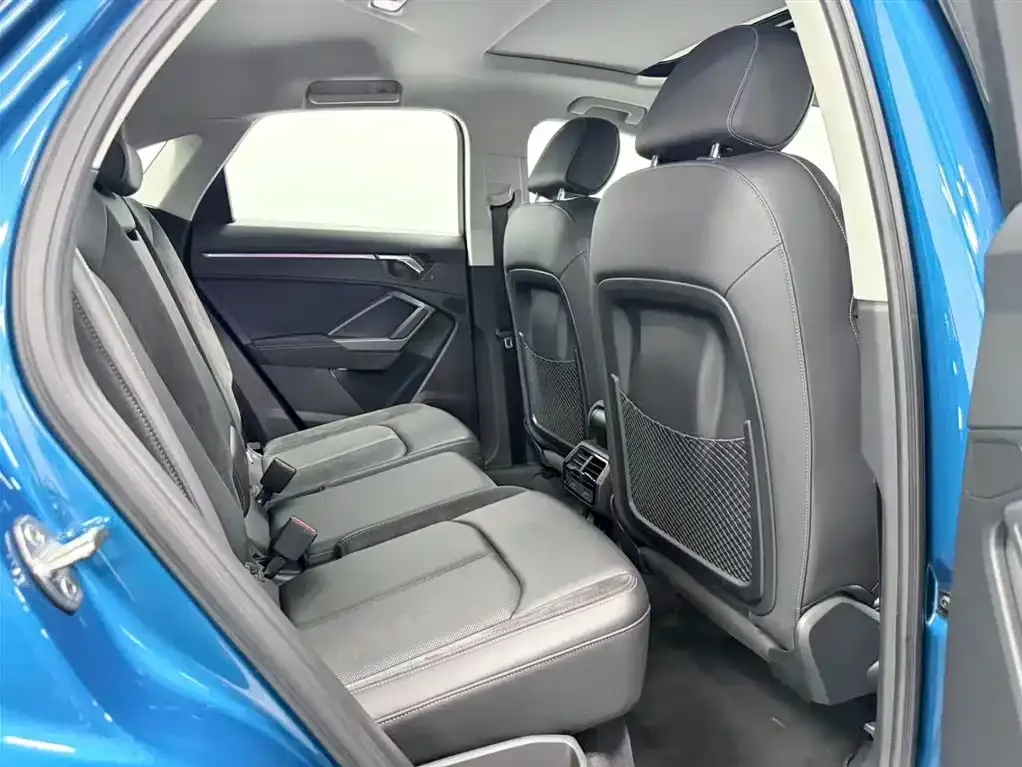 Audi Q3 Sportback — фото 9