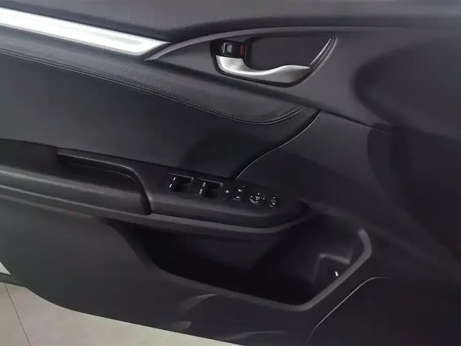 Honda Civic — фото 5