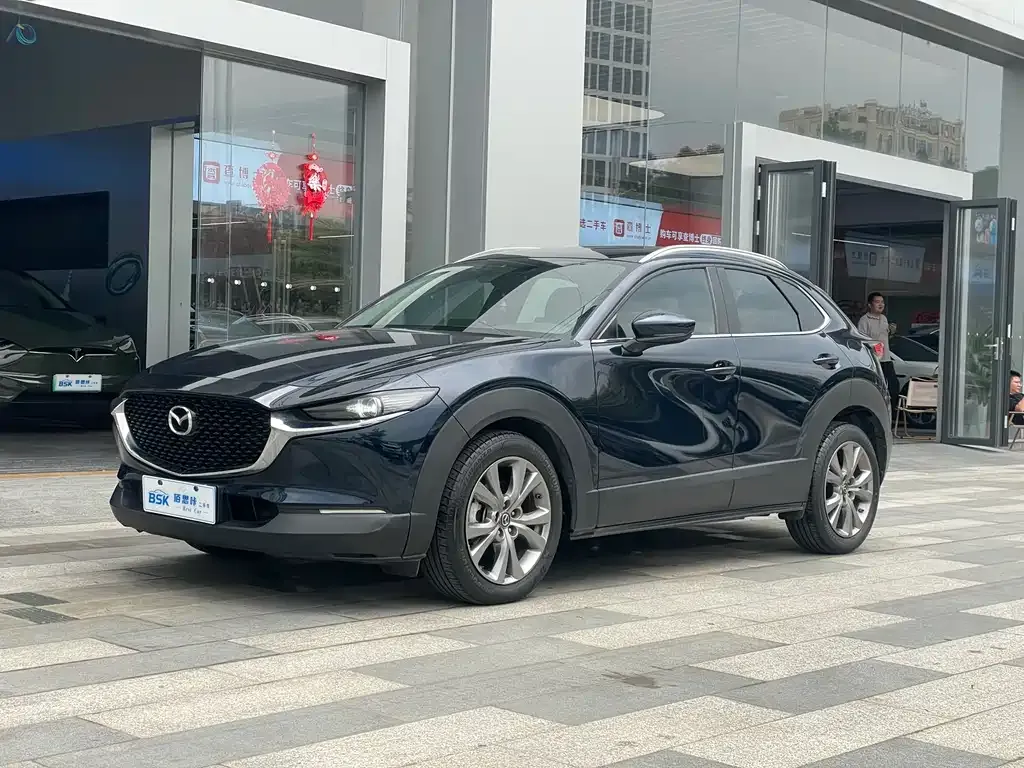Mazda CX-30 — фото 1