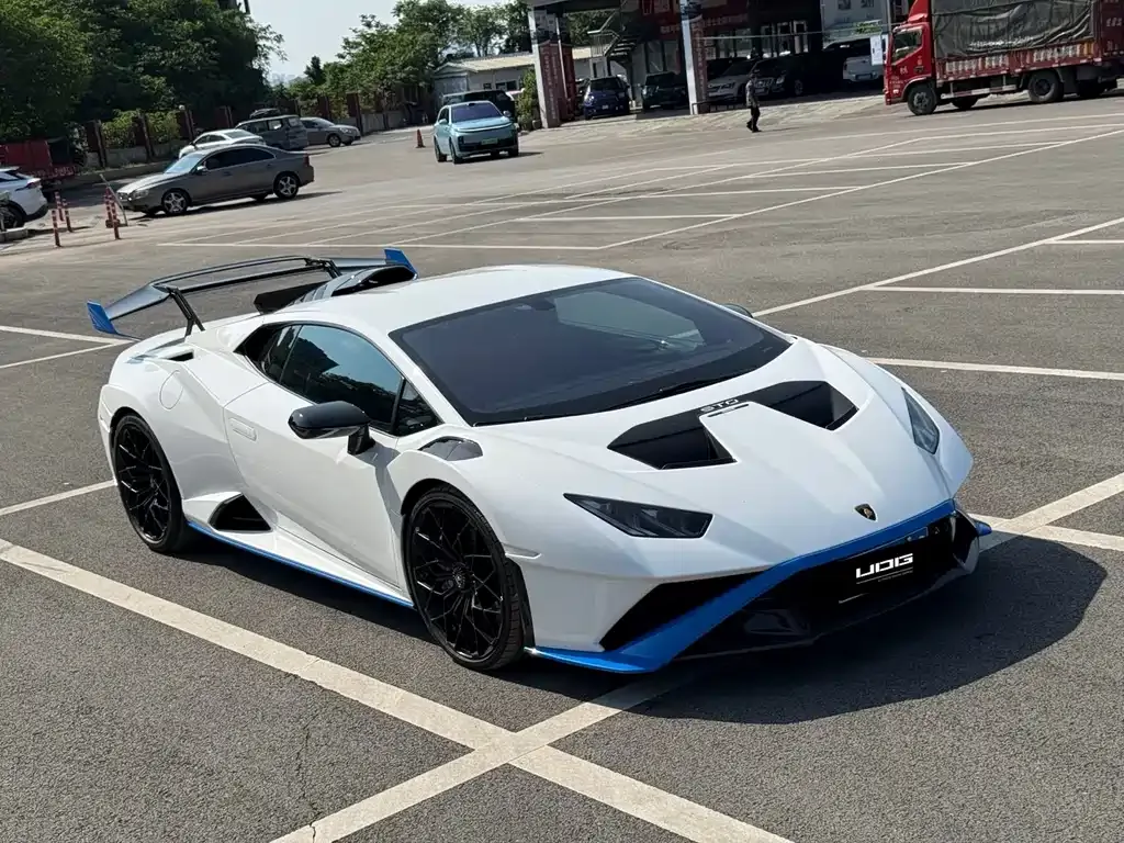 Lamborghini Huracan — фото 10