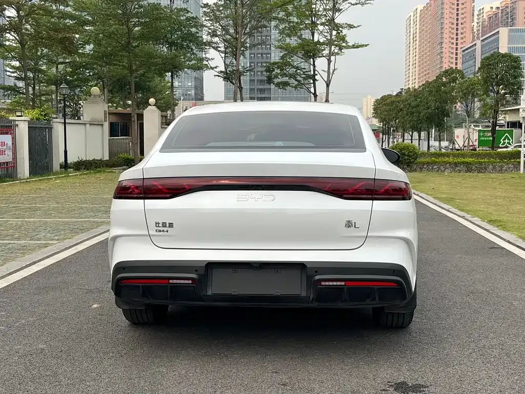 BYD Qin L — фото 7