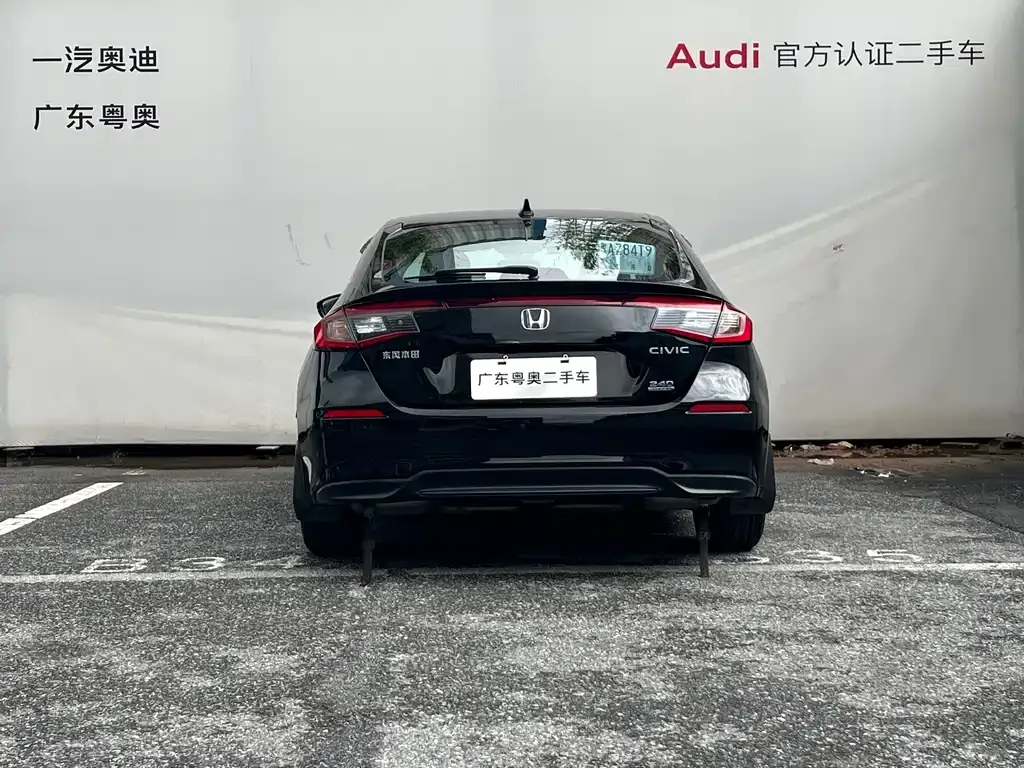 Honda Civic 2023 из CN, фото 10