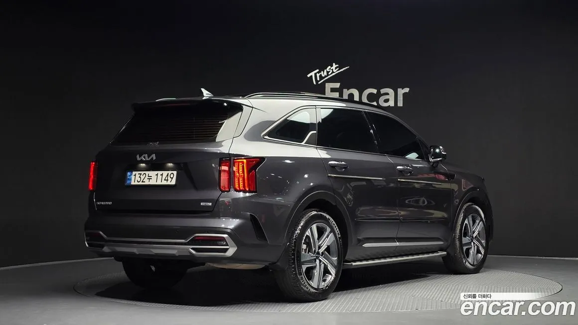 Kia Sorento — фото 4