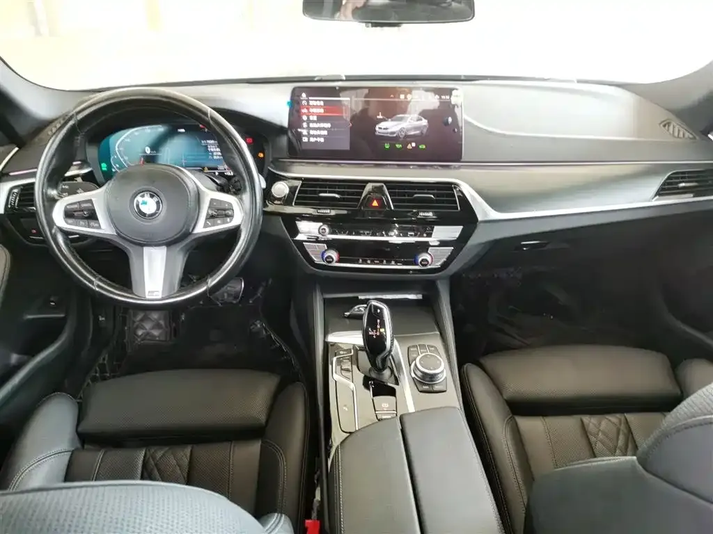 BMW 5 Series (Import) 2023 из CN, фото 10