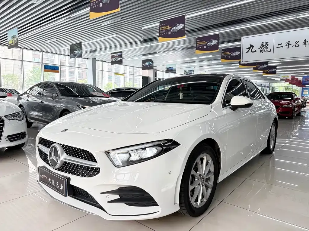 Mercedes-Benz A-Class — фото 1