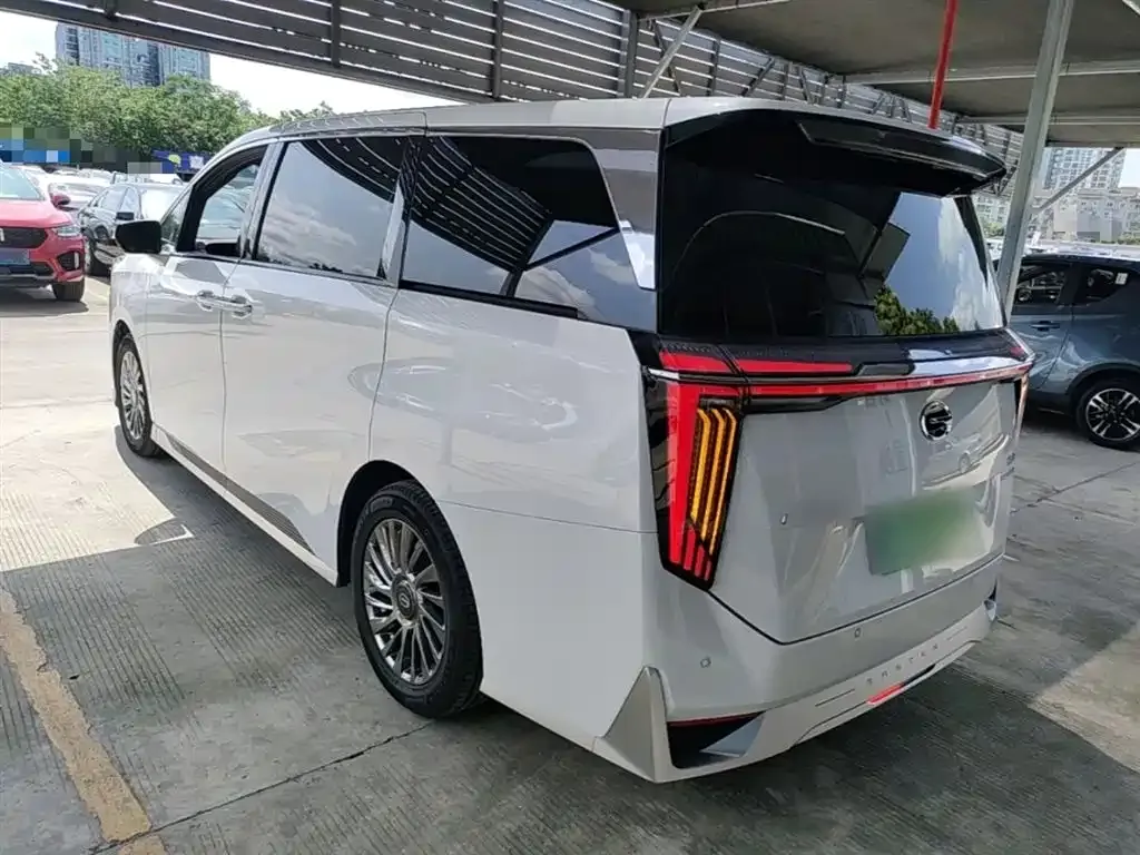 GAC Motor Trumpchi M8 — фото 7