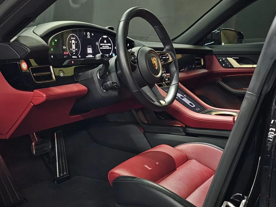 Porsche Taycan 2025 из KR, фото 9