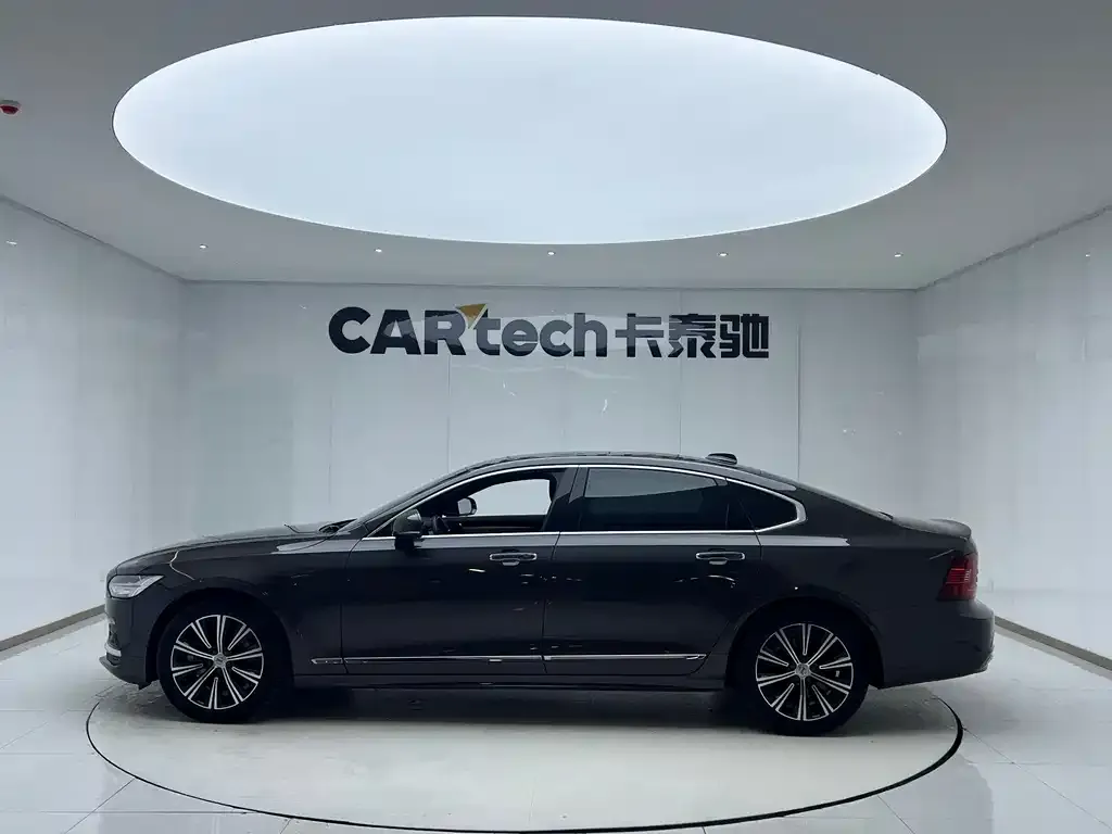 Volvo S90 — фото 4