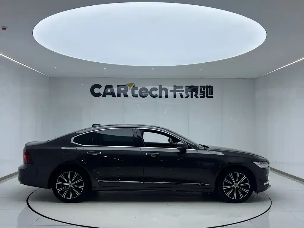 Volvo S90 — фото 3
