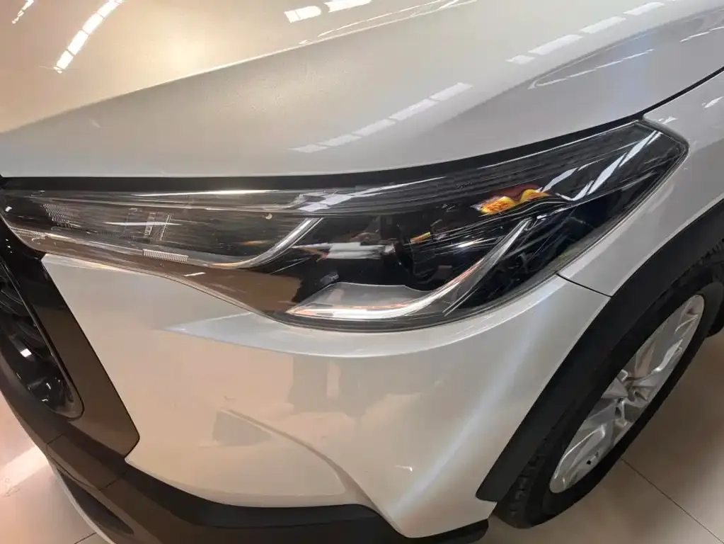 Toyota Corolla Cross — фото 3
