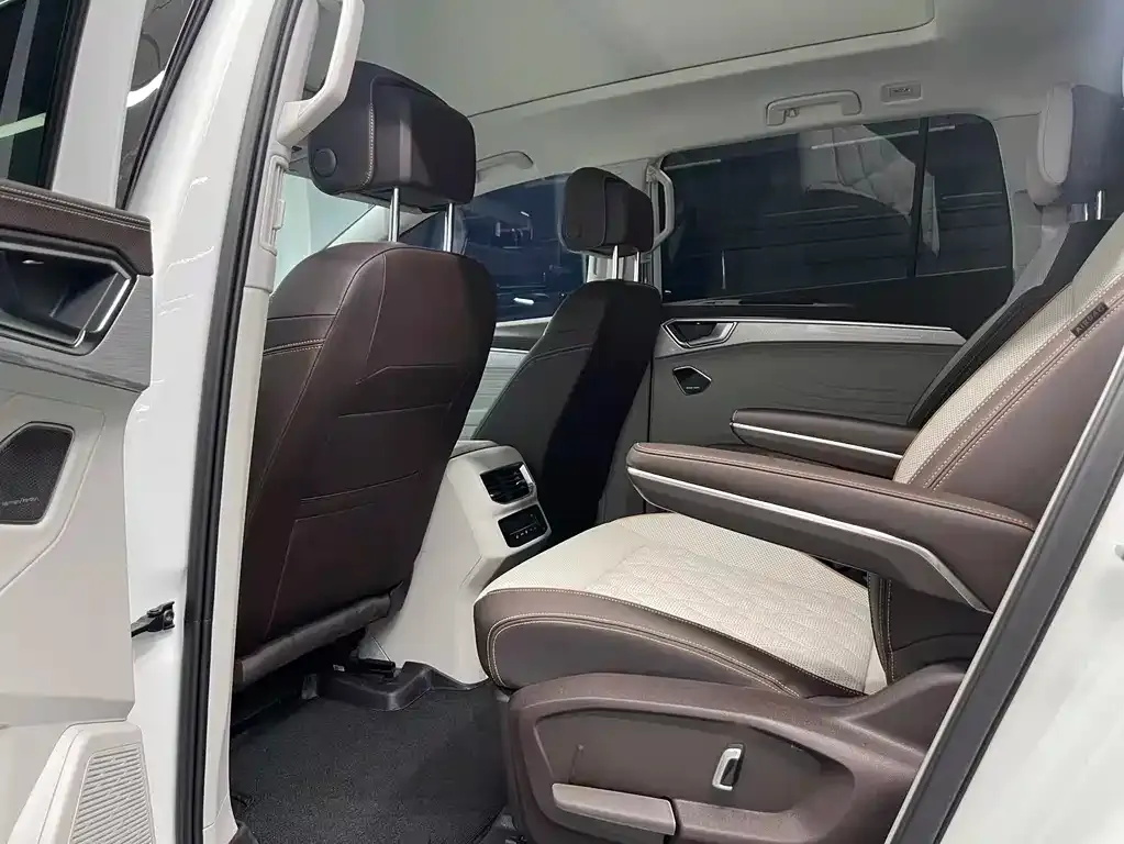 Volkswagen Talagon 2023 из CN, фото 7