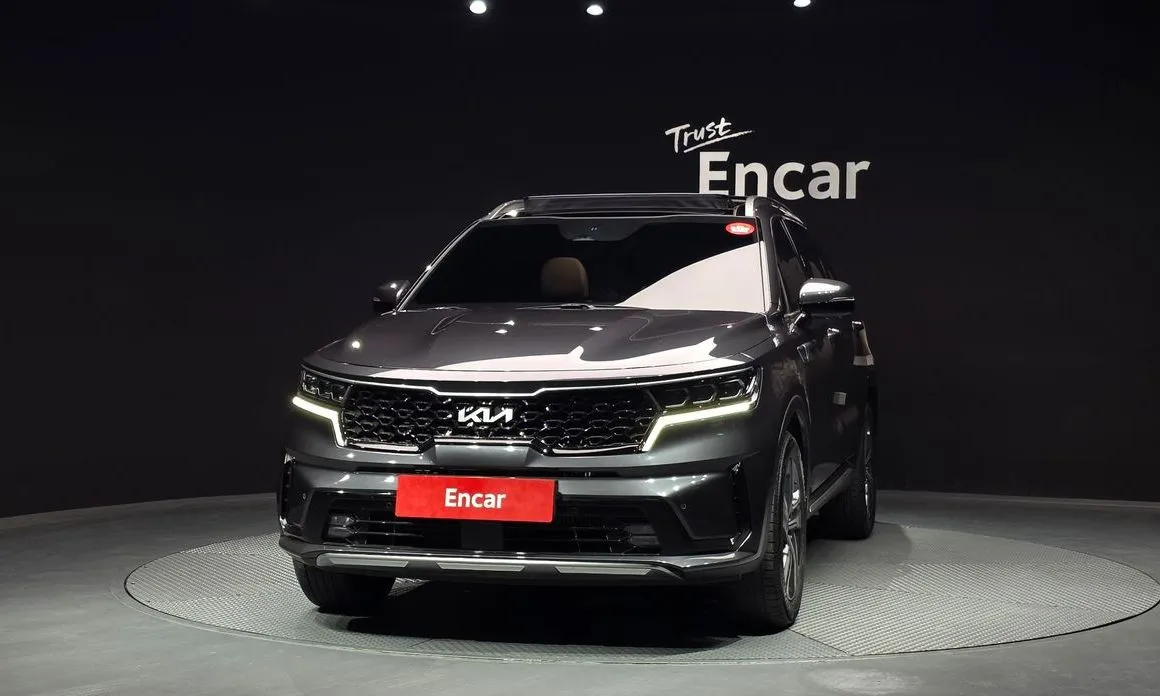 Kia Sorento — фото 10