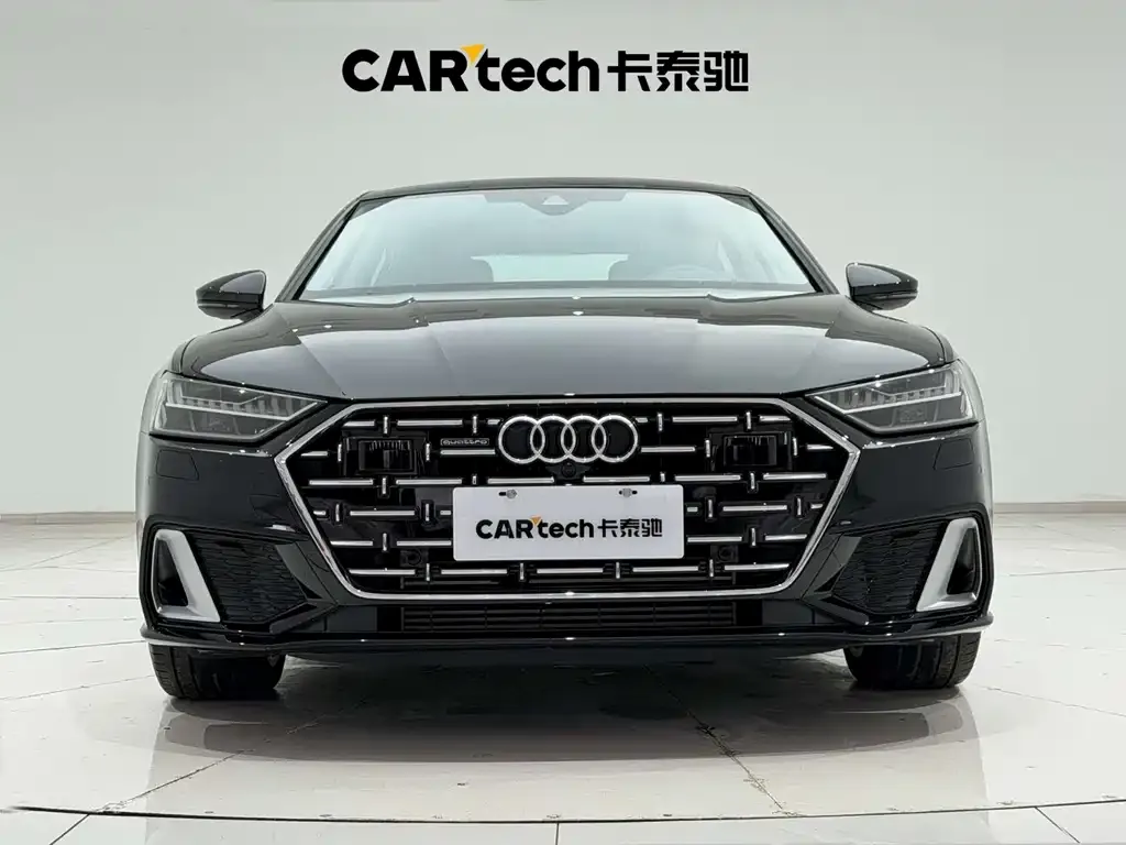 Audi A7L — фото 9