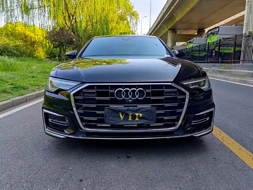 Audi A6L 2023 из CN, фото 6