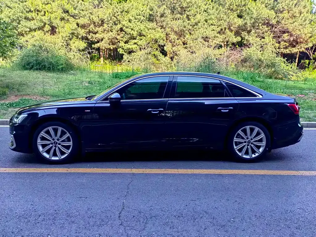 Audi A6L 2023 из CN, фото 9