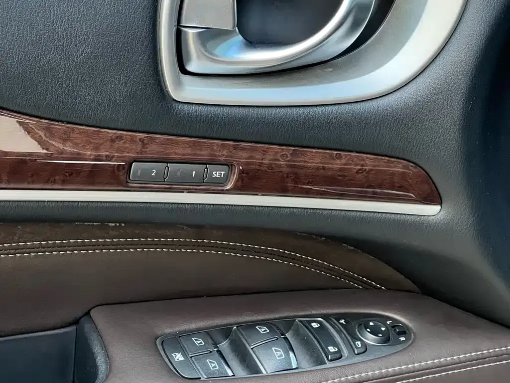 Infiniti QX60 (Import) 2021 из CN, фото 3